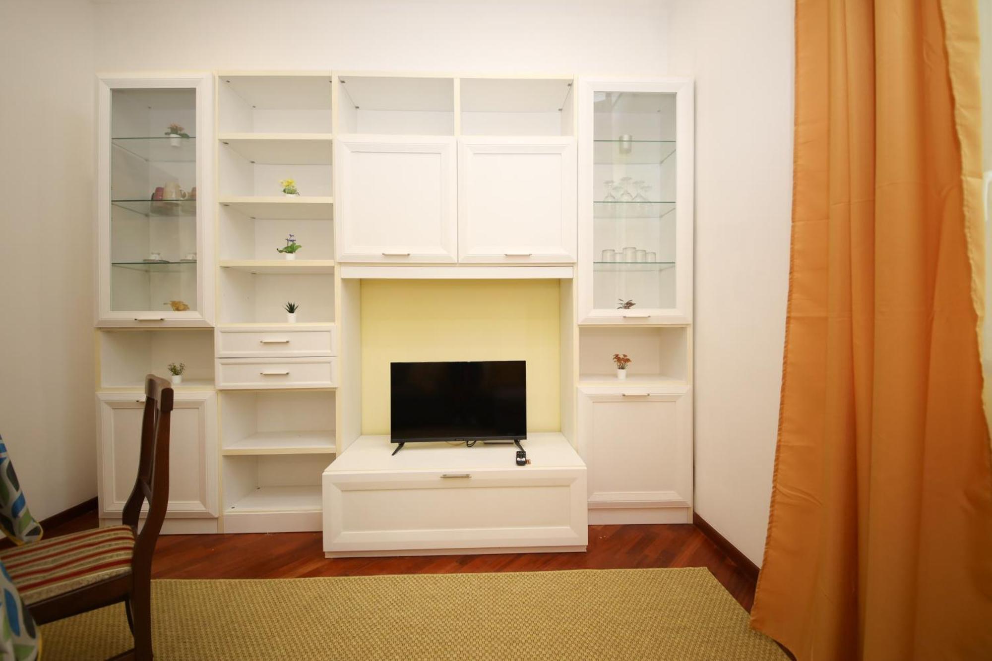 Yellowmat By Ghor Apartment Rom